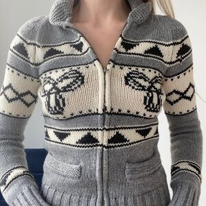 Aritzia TNA Zip Knit Ski Style Collared Cardigan Sweater Cozy Chalet Cowichan